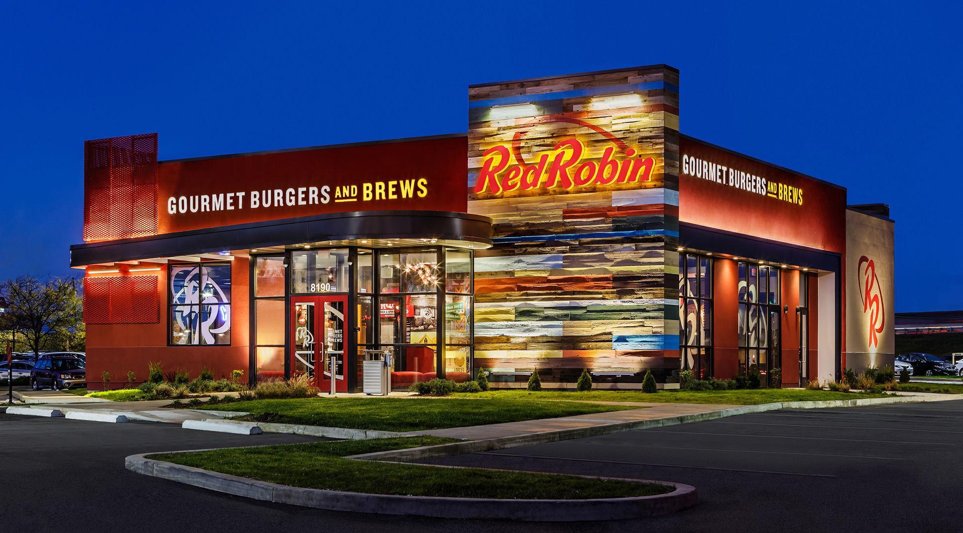 Red Robin's Simply Grilled Chicken sandwich